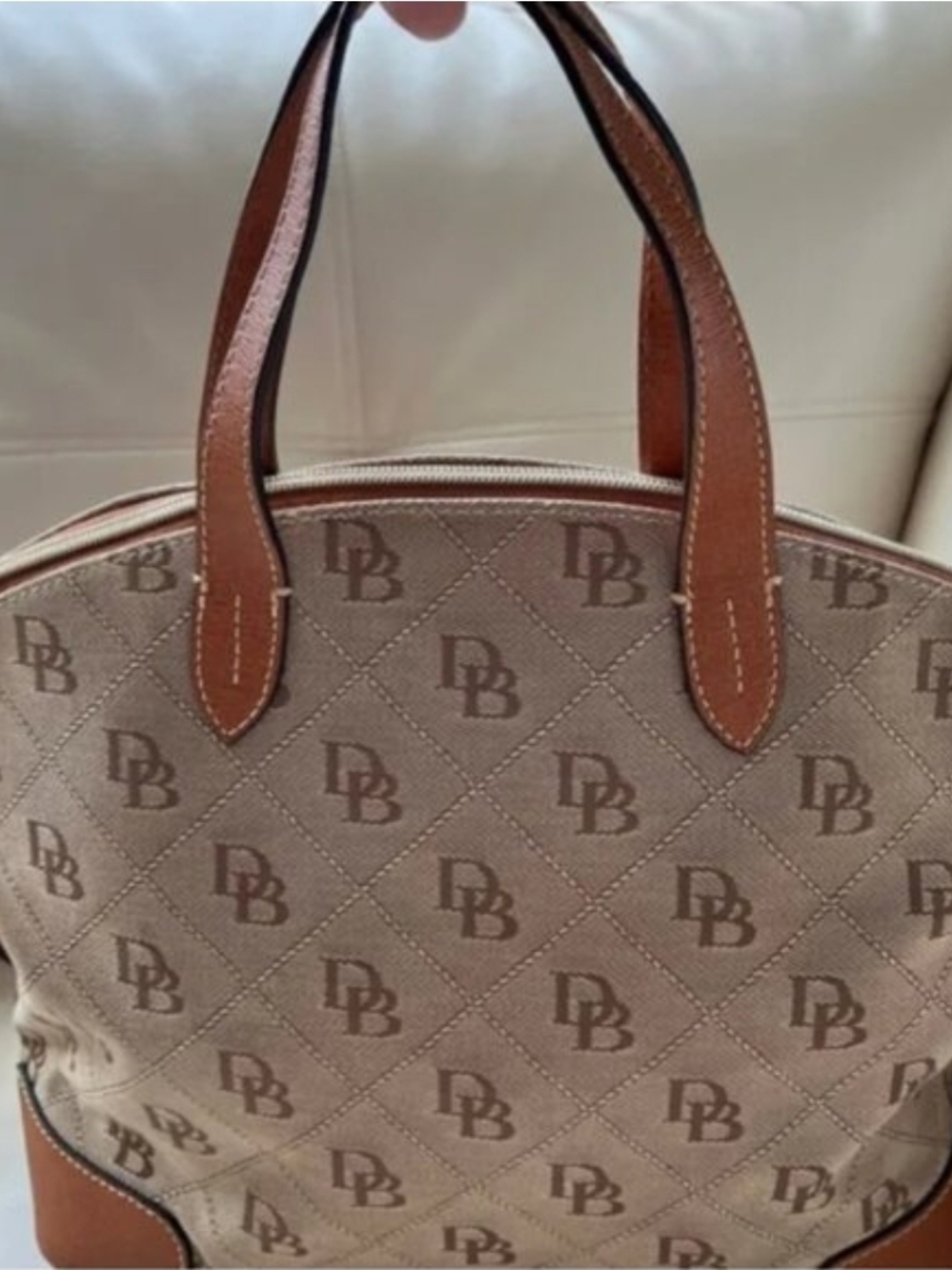 Dooney and Bourke Beige Monogram Shoulder Bag with Tan Trim and Gold Chain - Picture 7 of 7